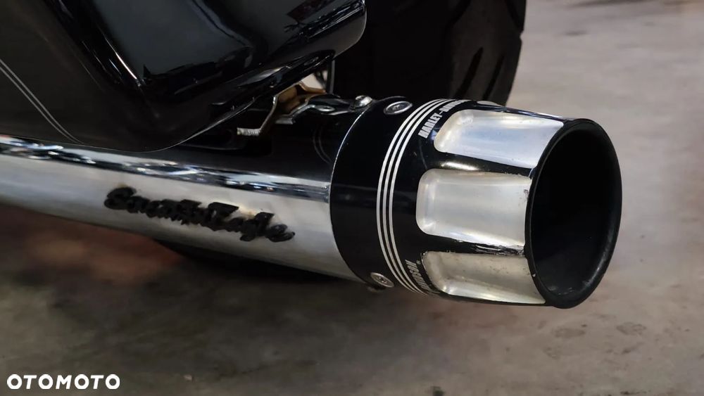 Harley-Davidson Touring Road King - 16