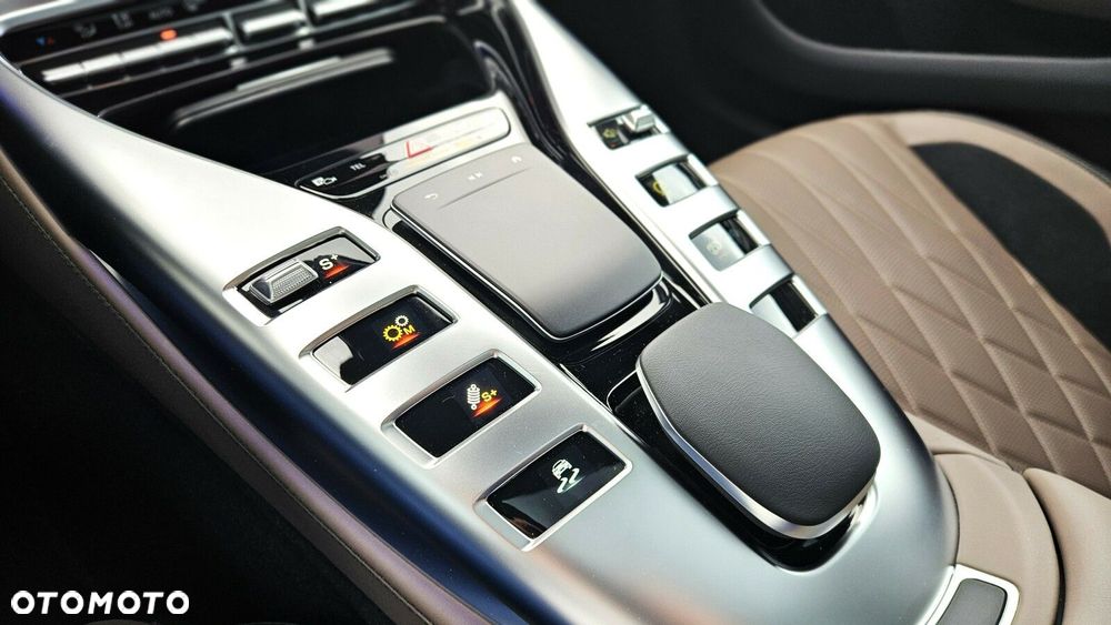 Mercedes-Benz AMG GT - 26