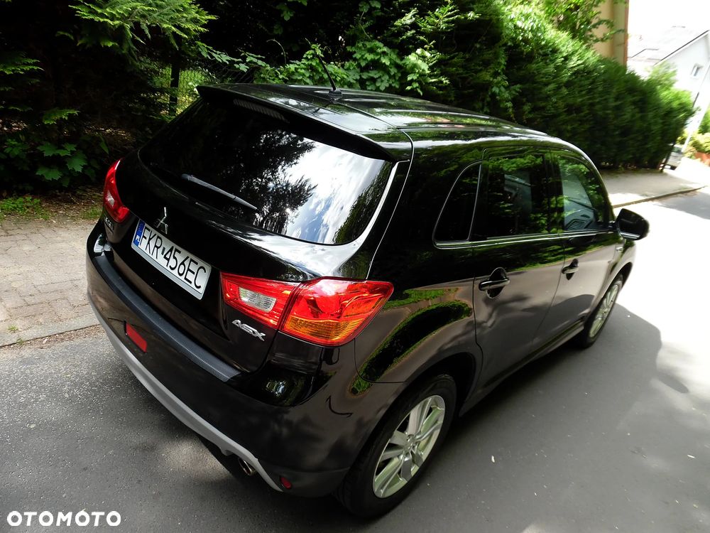 Mitsubishi ASX - 9