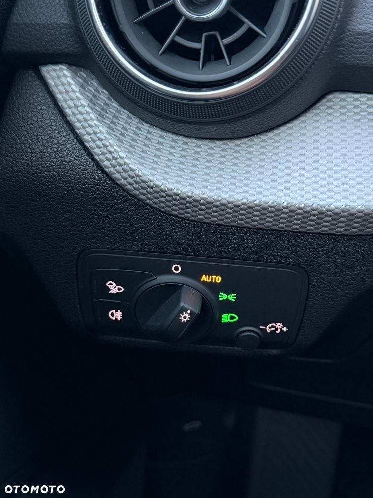 Audi Q2 35 TFSI Advanced S tronic - 20