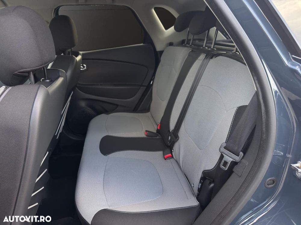 Renault Captur - 13