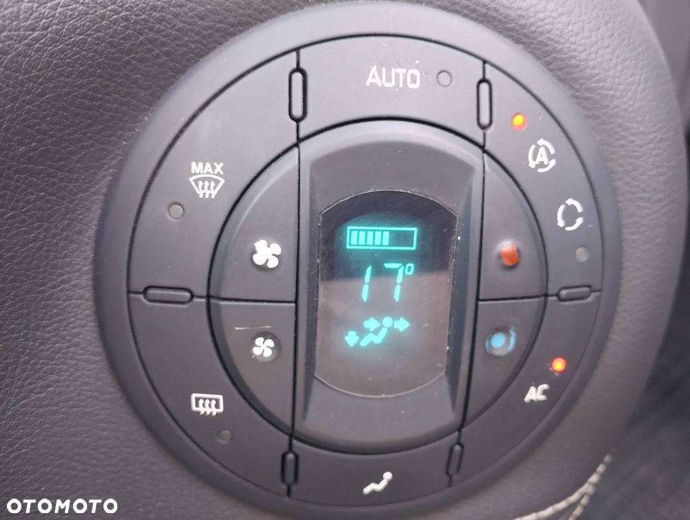 Renault Grand Espace 2.0 Initiale - 32