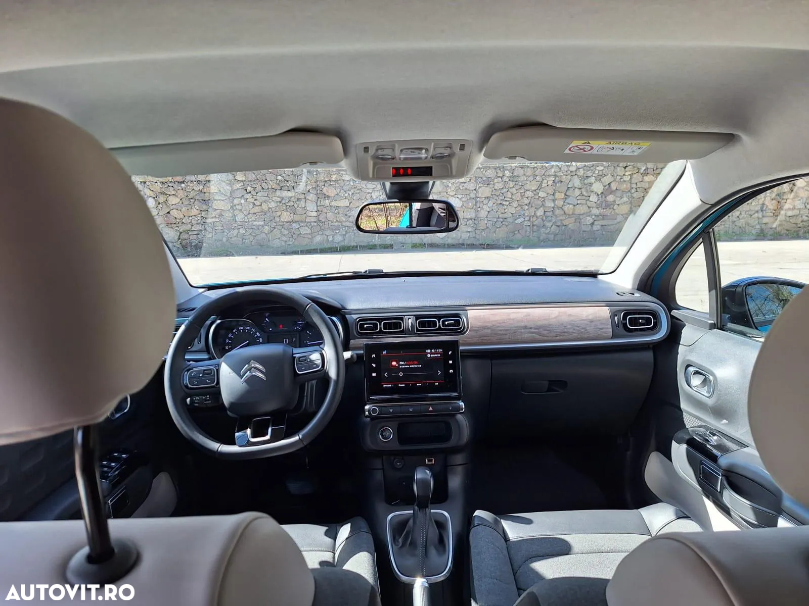 Citroën C3 1.2 PureTech S&S EAT6 Shine - 9
