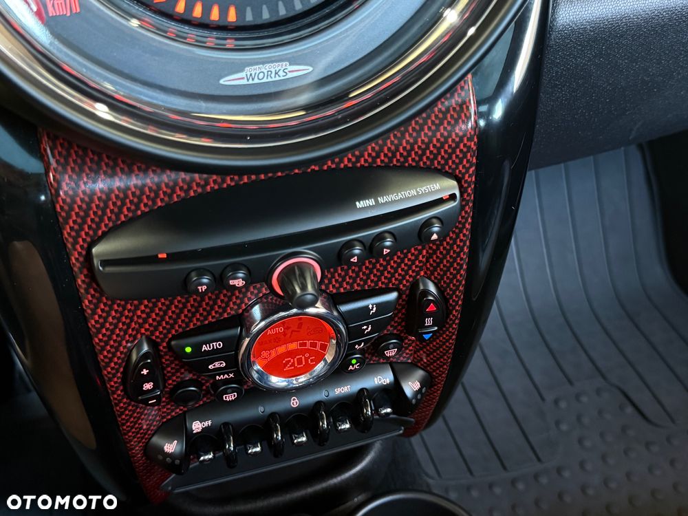 MINI John Cooper Works - 34