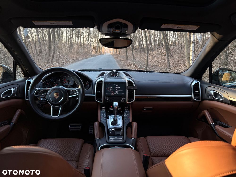 Porsche Cayenne S - 15