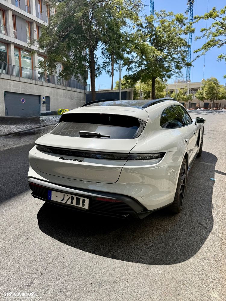 Porsche Taycan GTS — fotografia 3
