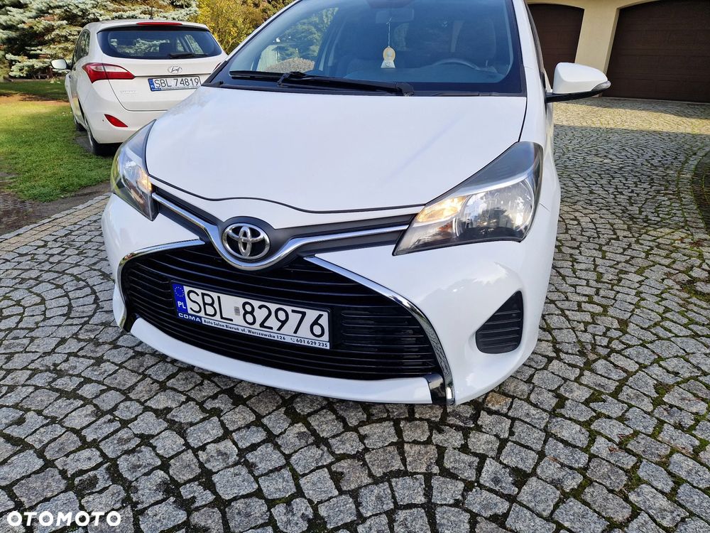 Toyota Yaris 2014 photo 3