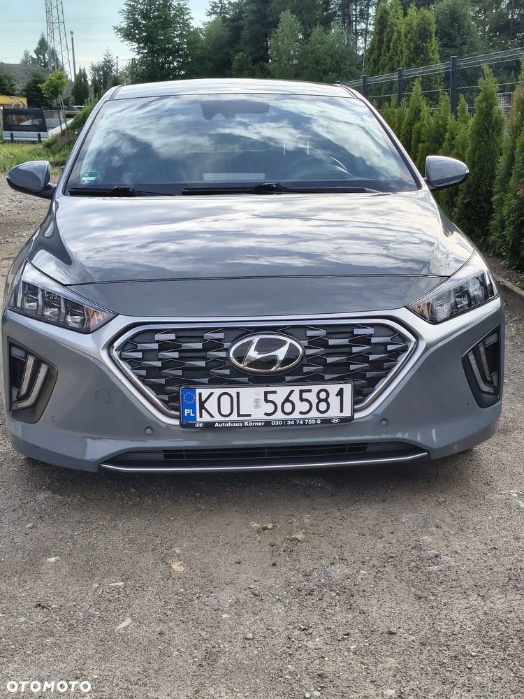 Hyundai IONIQ Hybrid Platinum - 6