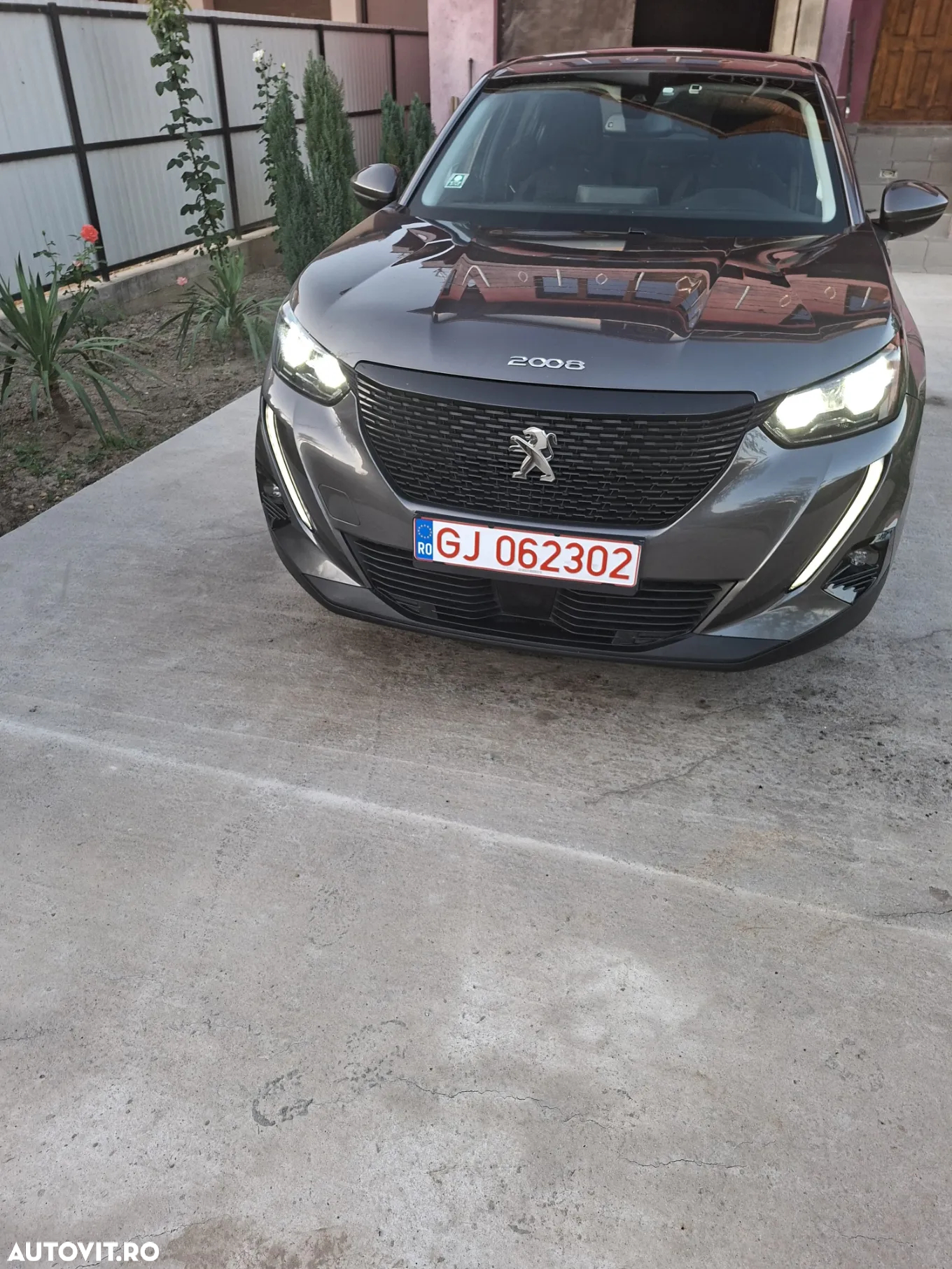 Peugeot 2008 1.2 PureTech EAT8 STT Active Pack - 3