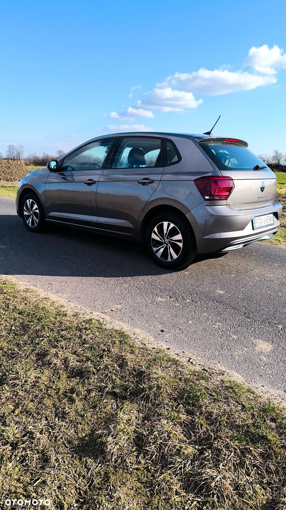 Volkswagen Polo - 6