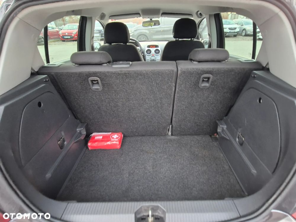 Opel Corsa 1.4 16V Satellite - 29