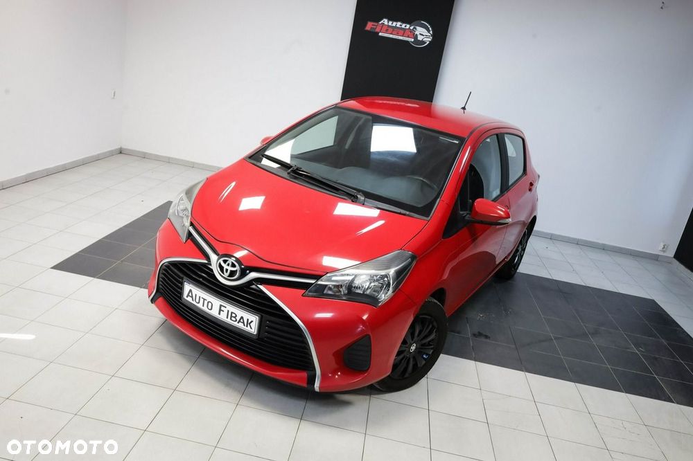 Toyota Yaris - 4