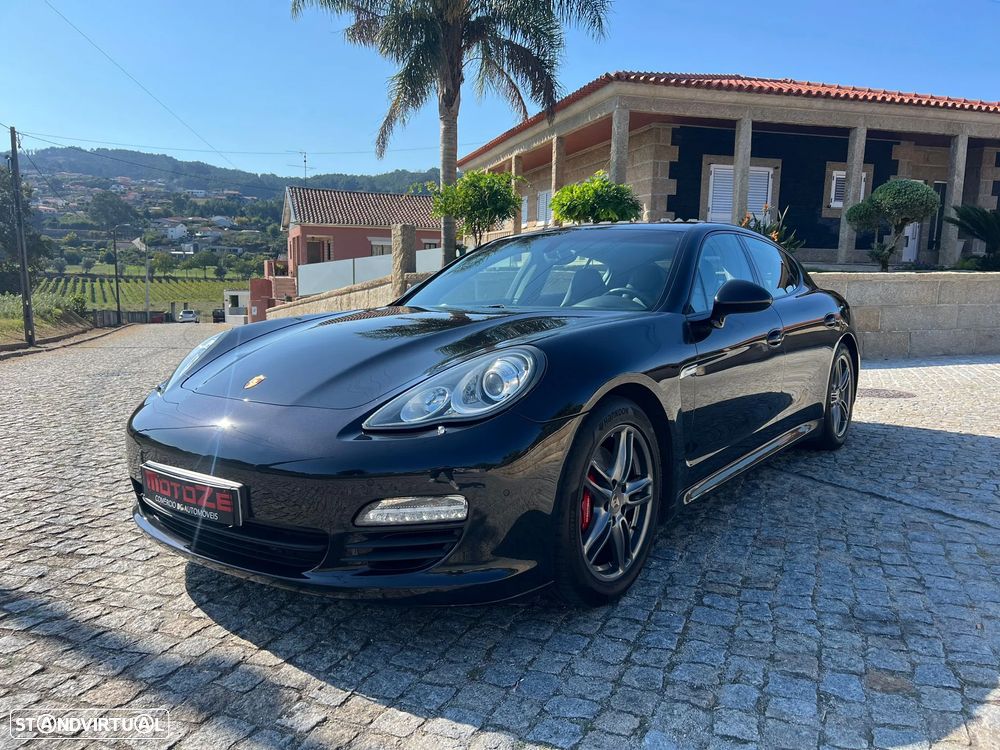 Porsche Panamera Platinum Edition - 1
