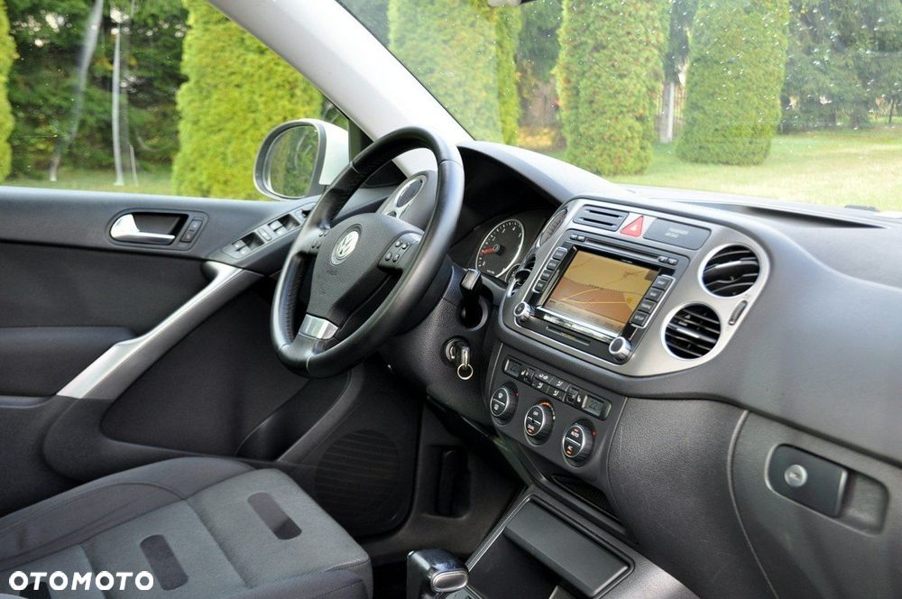 Volkswagen Tiguan - 18