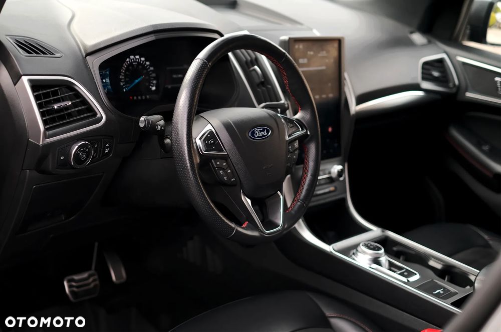 Ford Edge - 24