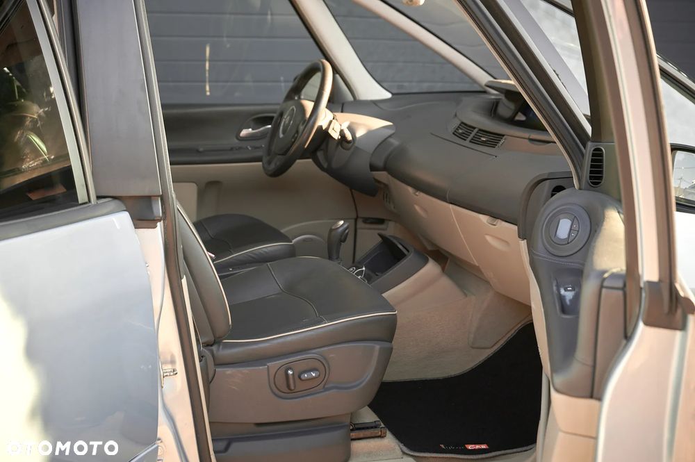 Renault Grand Espace 3.5 V6 Initiale - 15