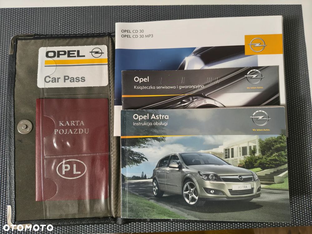 Opel Astra 1.6 - 12