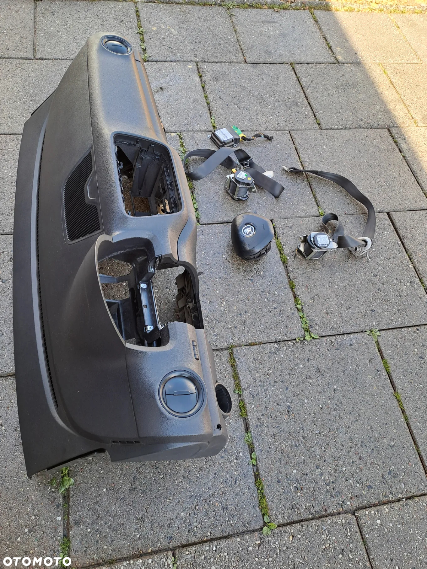 Skoda Citygo Volkswagen Up deska rozdzielcza konsola poduszki pasy sensor i inne - 2