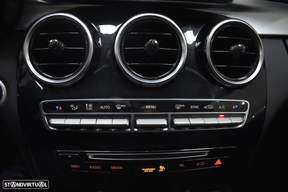 Mercedes-Benz C 220 d Avantgarde - 32