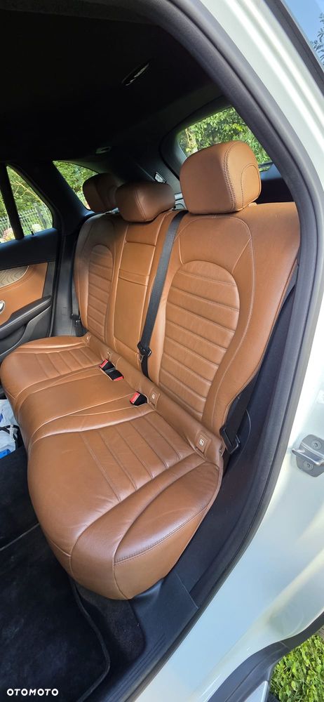 Mercedes-Benz GLC - 8