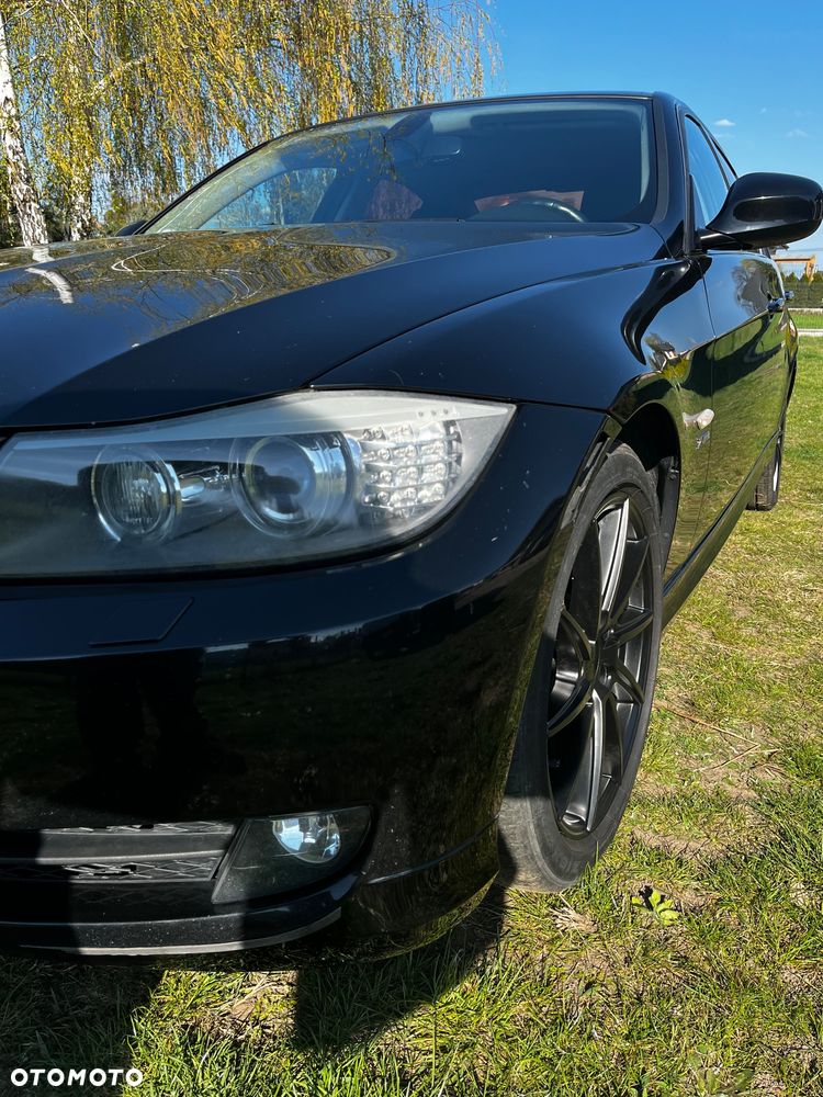 BMW Seria 3 335i Edition Exclusive - 11