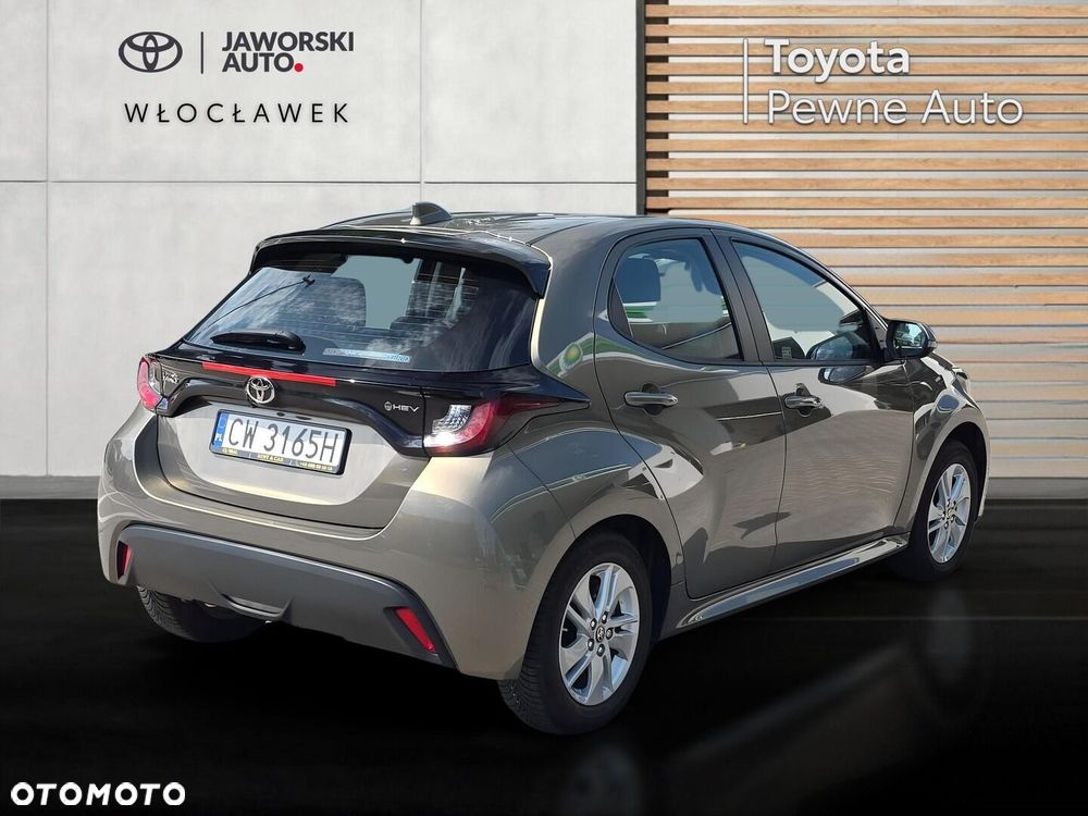 Toyota Yaris - 5