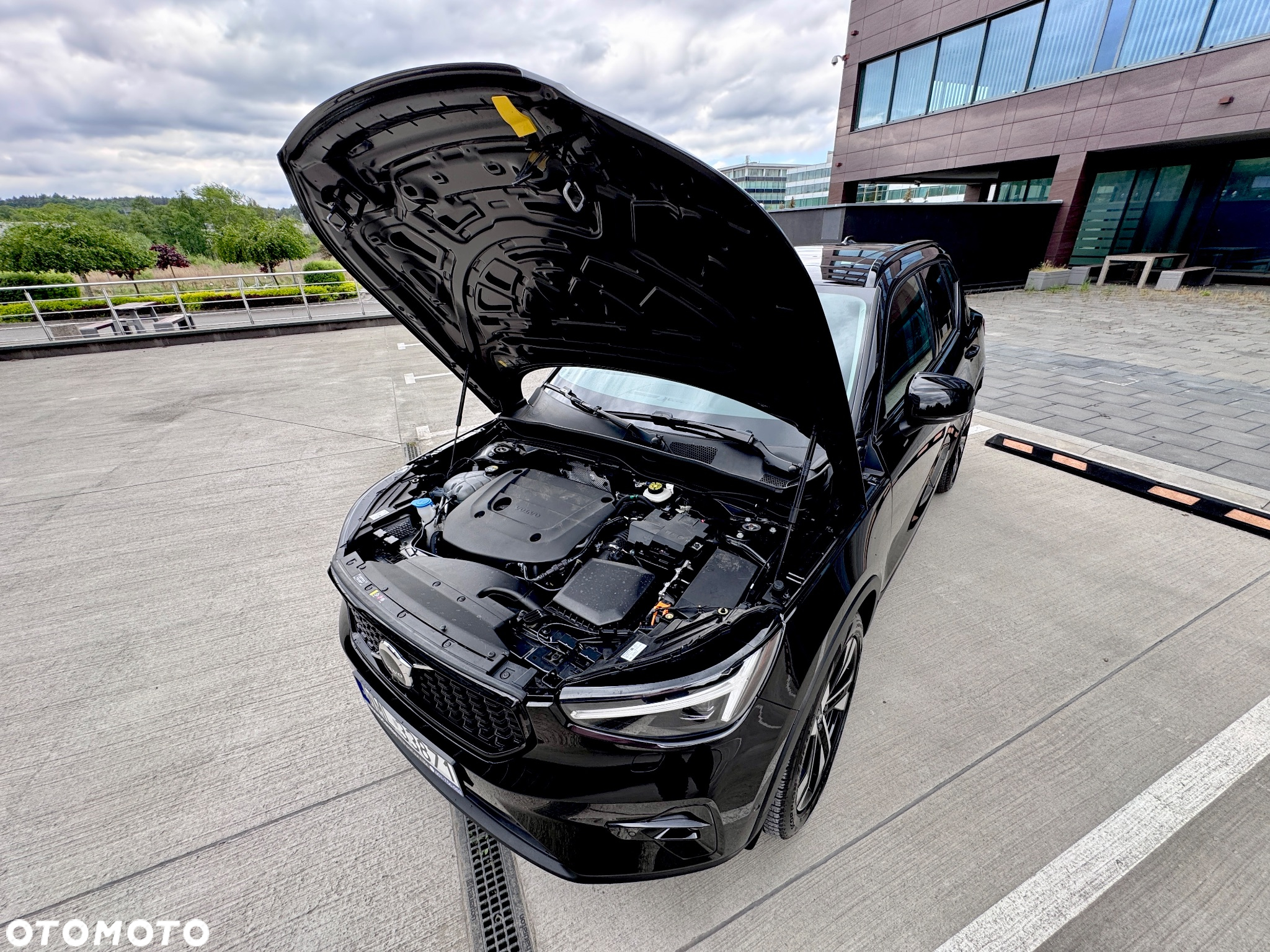 Volvo XC 40 B5 AWD Ultimate Dark - 5