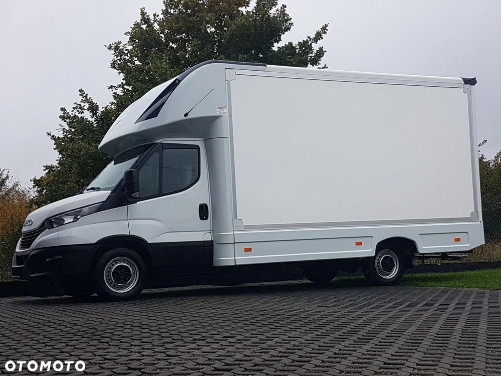 Iveco DAILY KONTENER NISKOPODŁOGOWY 4,43x2,23x2,43 SKLEP FOODTRUCK BAR KLIMA KONIOWÓZ KAMPER - 40