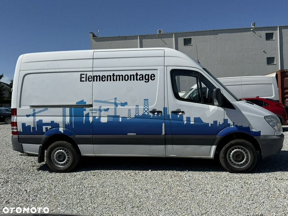 Mercedes-Benz Sprinter - 10