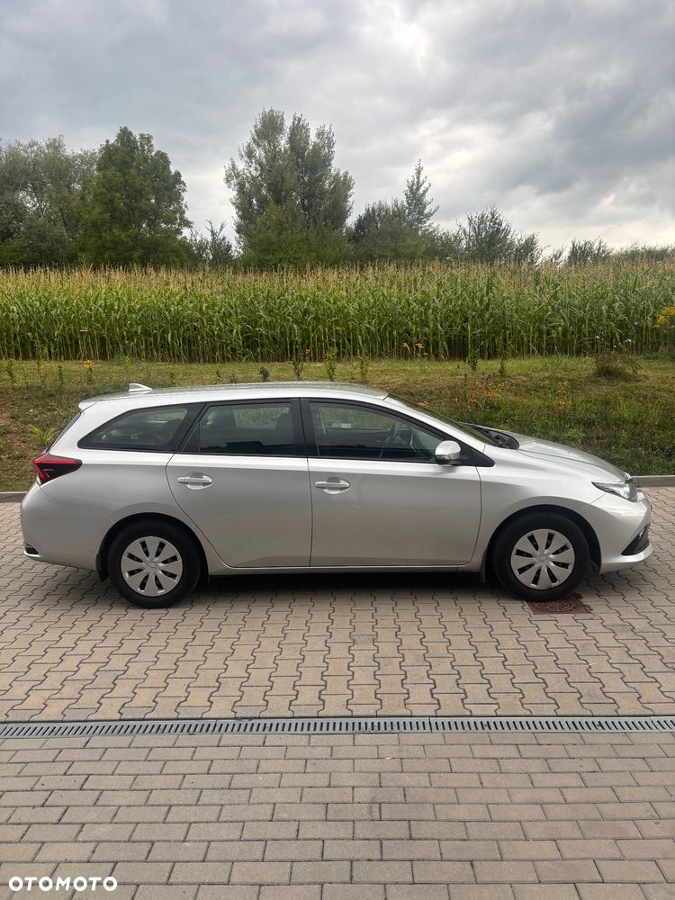 Toyota Auris 1.6 Active - 2