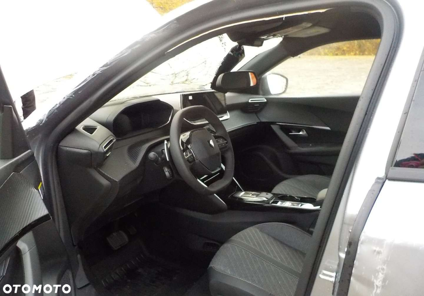 Peugeot 2008 - 23