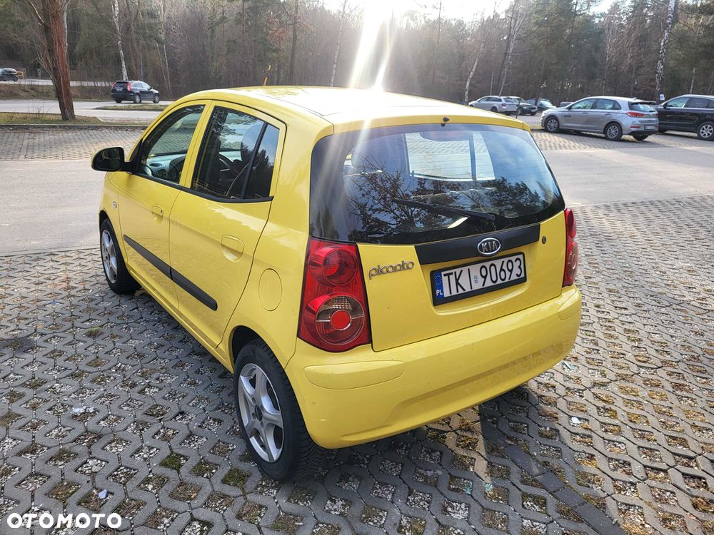 Kia Picanto - 5