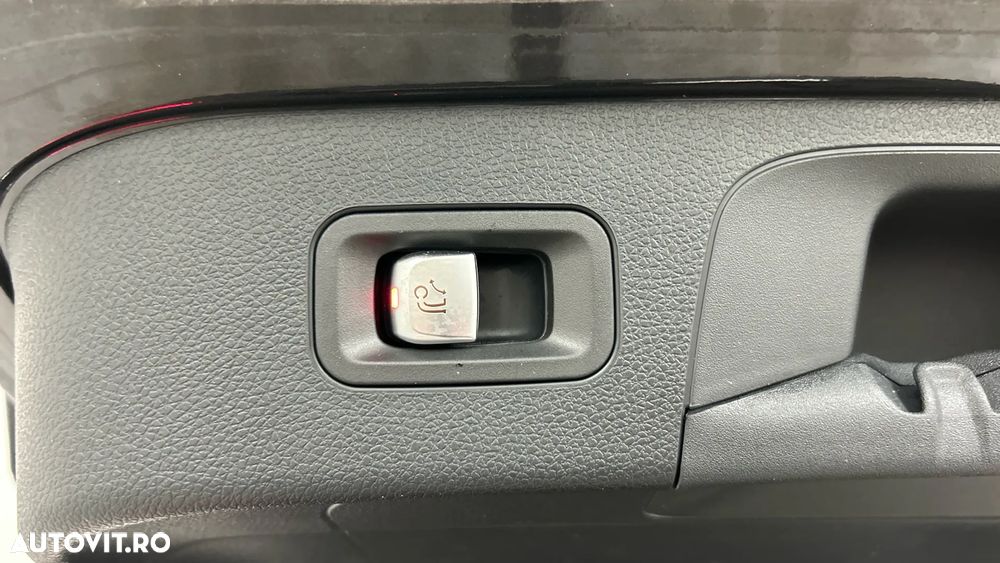 Mercedes-Benz EQC 400 4MATIC AMG Line - 15