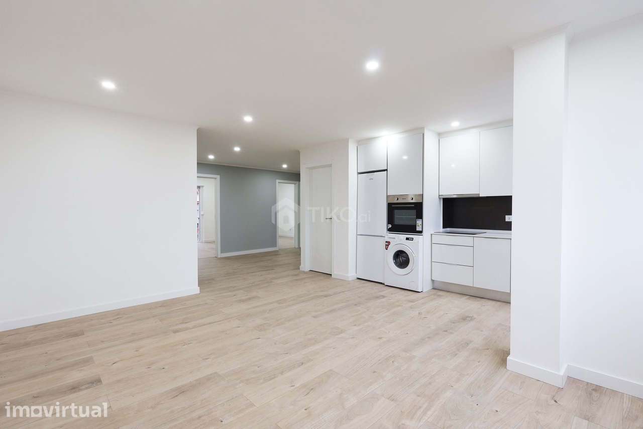 T4 TOTALMENTE REMODELADO NA DAMAIA – PRONTO A HABITAR | LOCALIZAÇÃO E - Grande imagem: 3/33