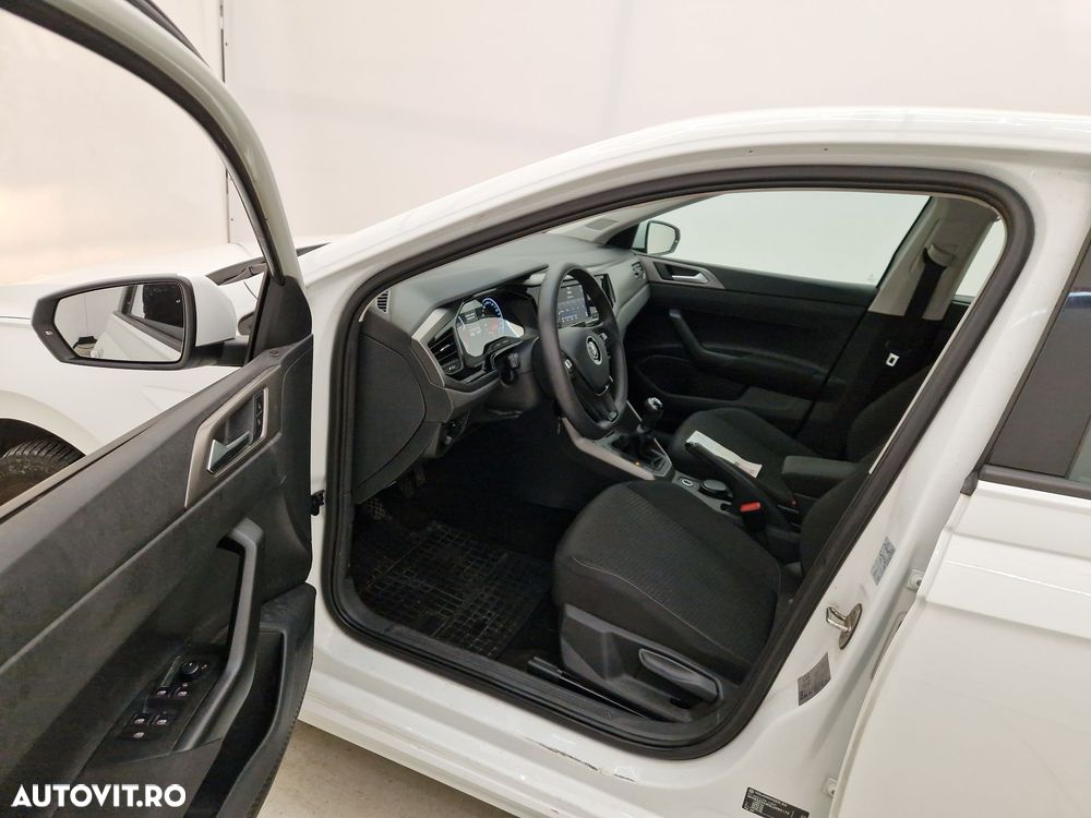 Volkswagen Polo - 12