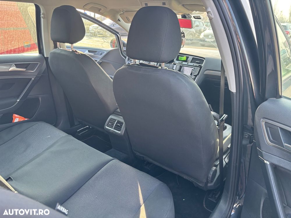 Volkswagen Golf 1.4 TSI BMT Comfortline - 10