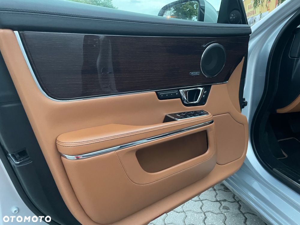 Jaguar XJ 5.0 S/C LWB Supersport - 10