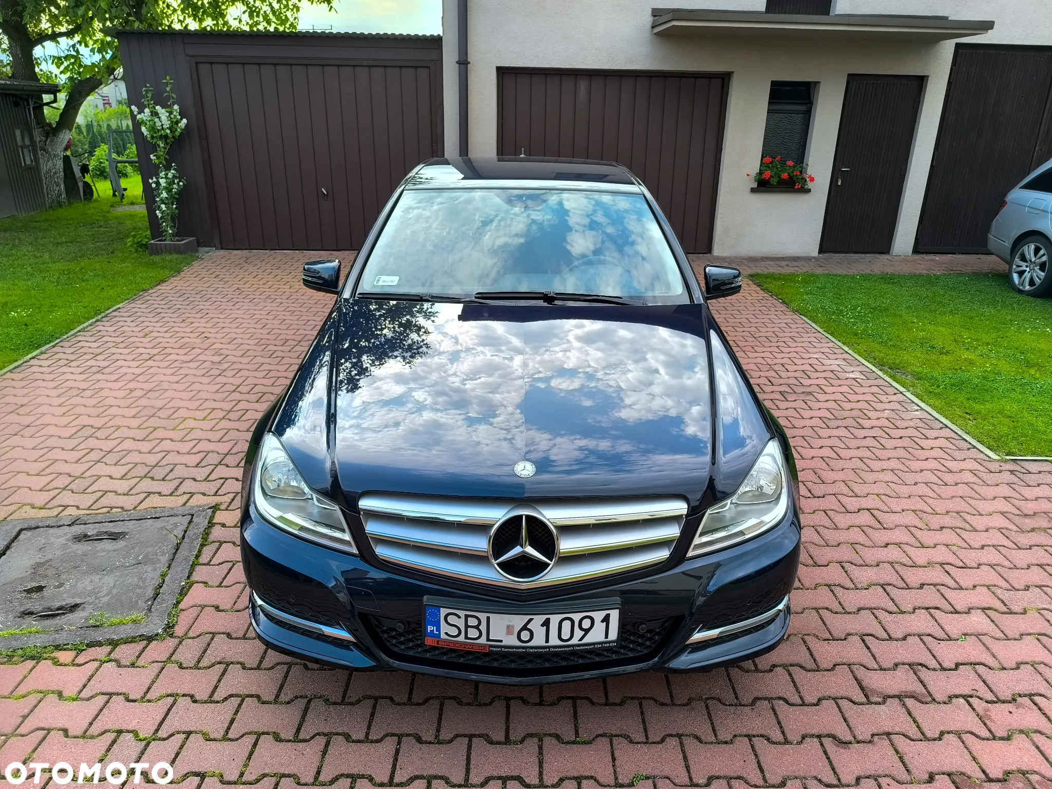 Mercedes-Benz Klasa C 200 CGI BlueEFFICIENCY - 3