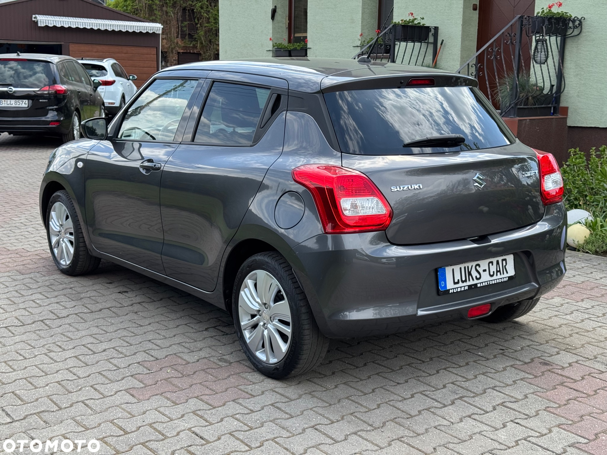 Suzuki Swift 1.2 Premium - 3