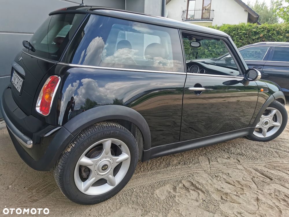 MINI ONE D - 10
