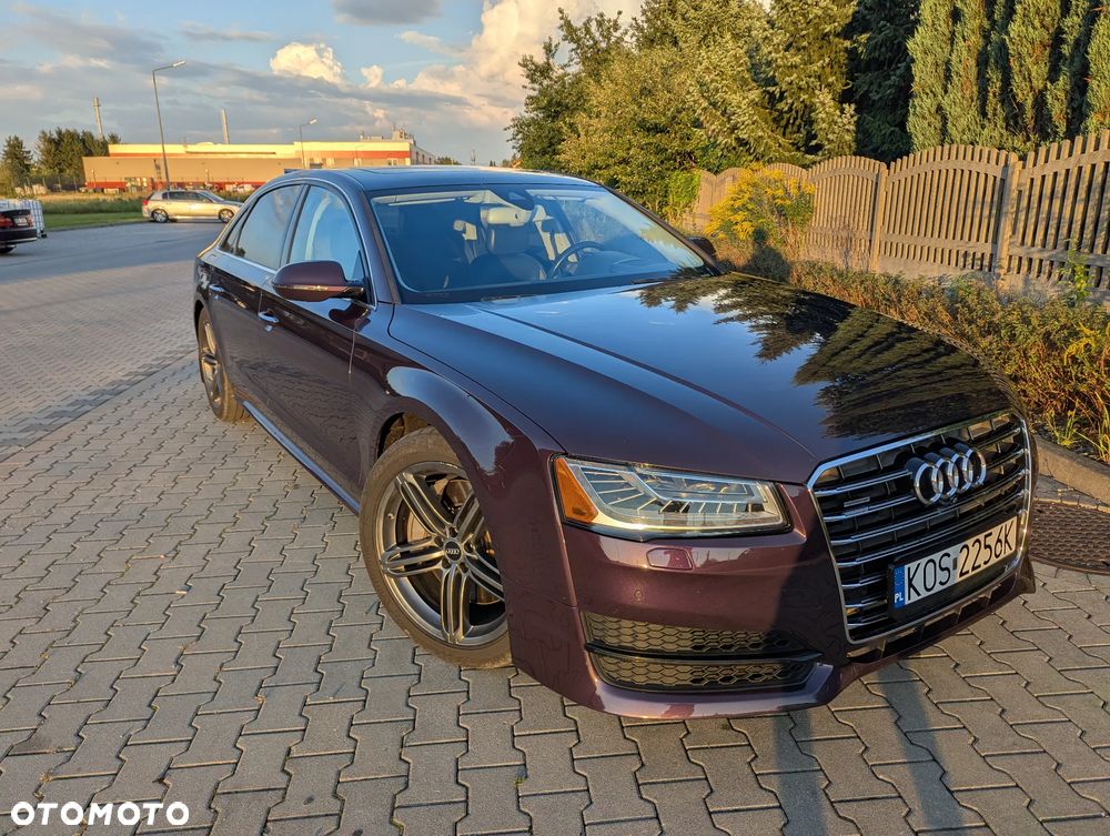 Audi A8 2016 photo 2