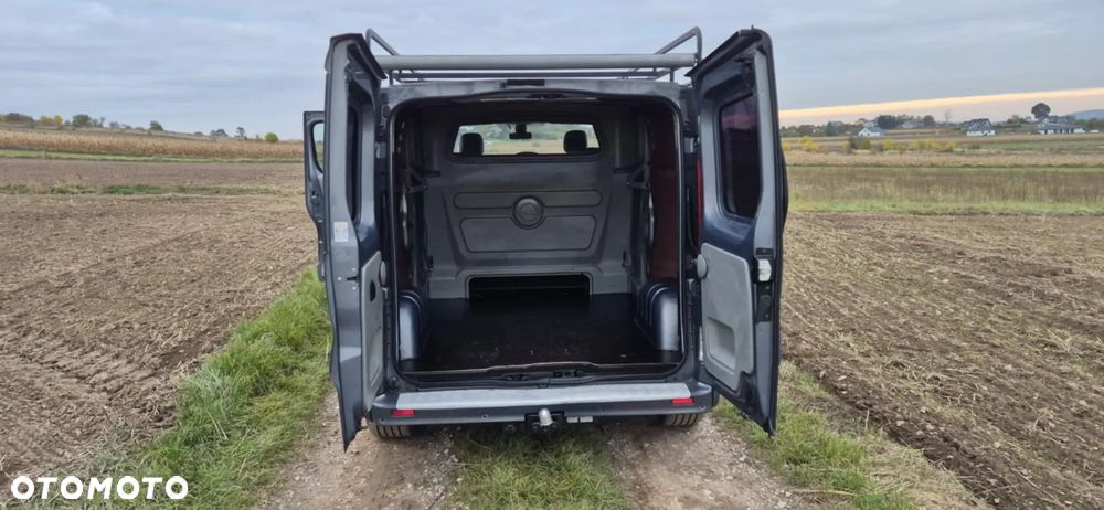 Opel Vivaro - 21