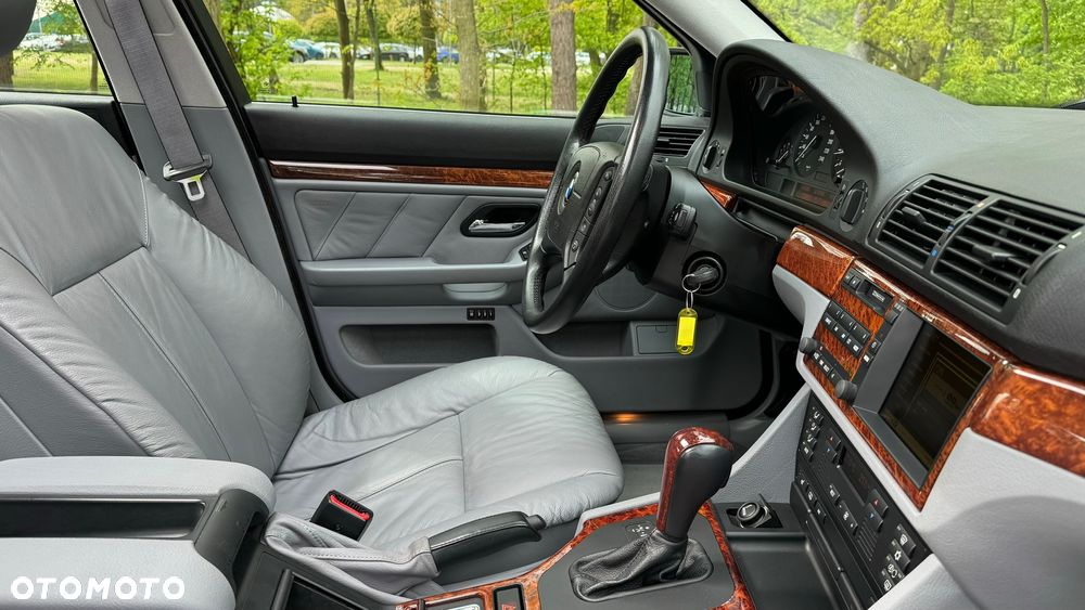 BMW Seria 5 - 15