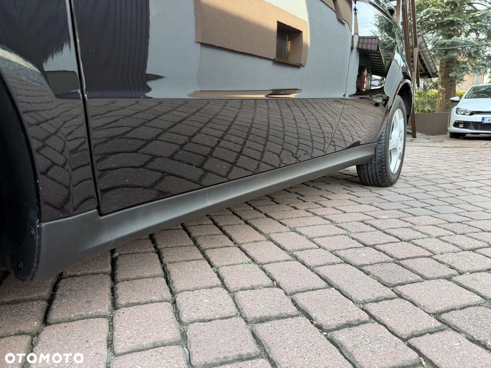 Mercedes-Benz Klasa A 150 Elegance Edition 10 - 12
