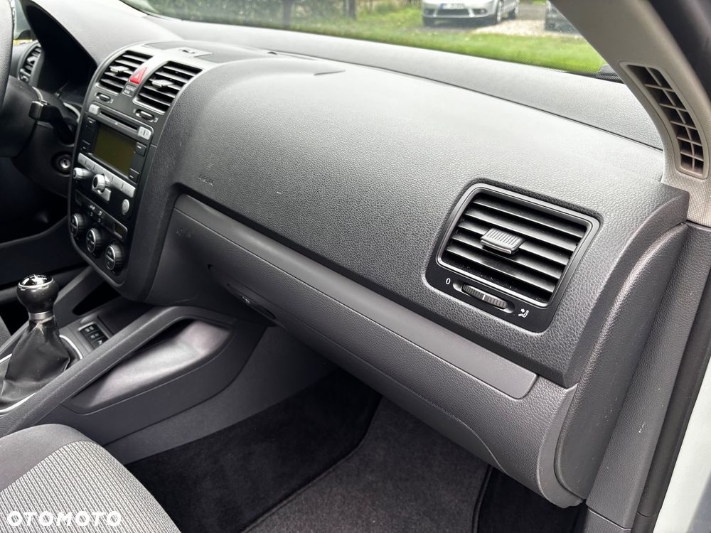 Volkswagen Golf 1.9 TDI DPF Trendline - 10