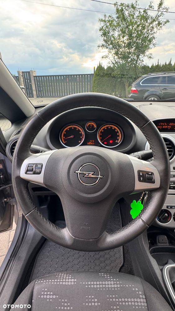 Opel Corsa - 11