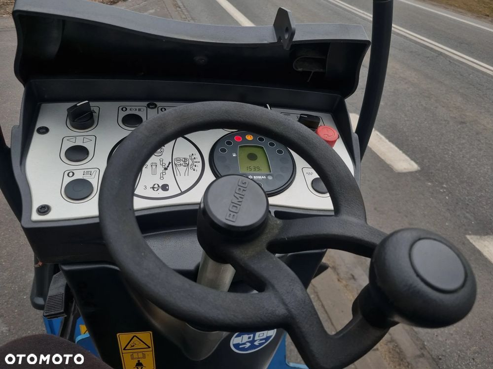 Bomag Walec Drogowy BW80 AD-5 2tony Jak Nowy z Norwegii Przebieg 153 mtg!! 2017r - 13