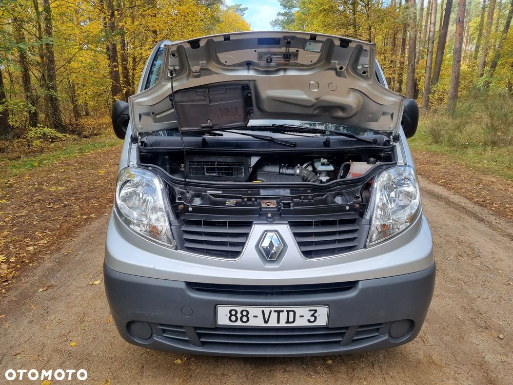 Renault Trafic - 32