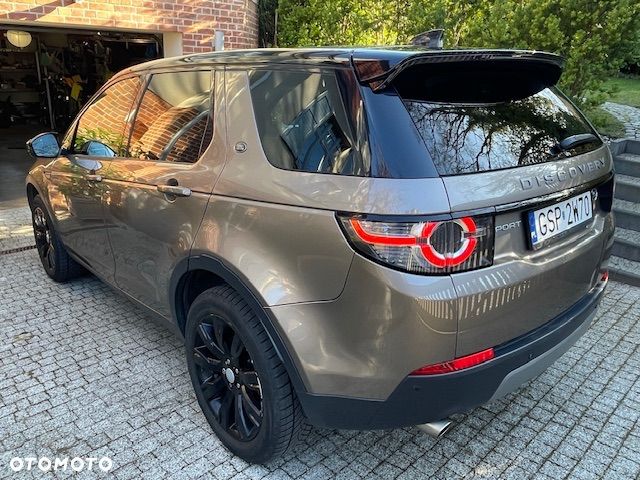 Land Rover Discovery Sport 2.0 TD4 HSE - 4