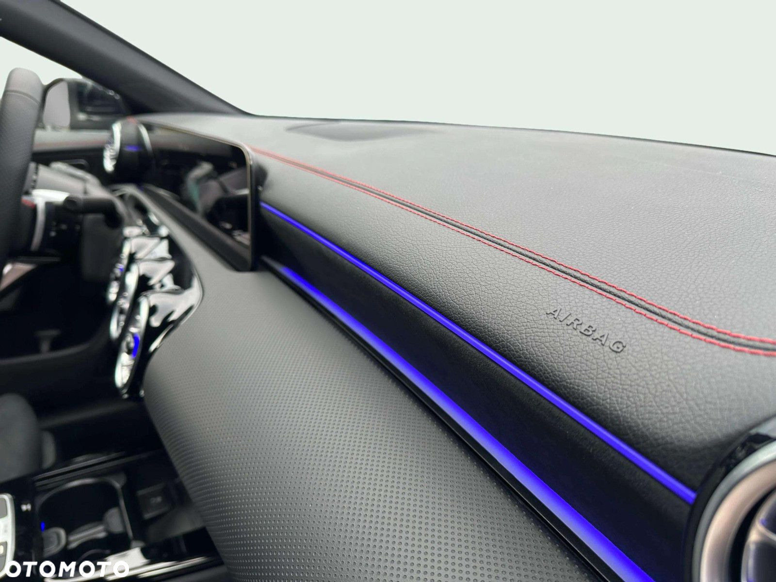 Mercedes-Benz CLA - 9